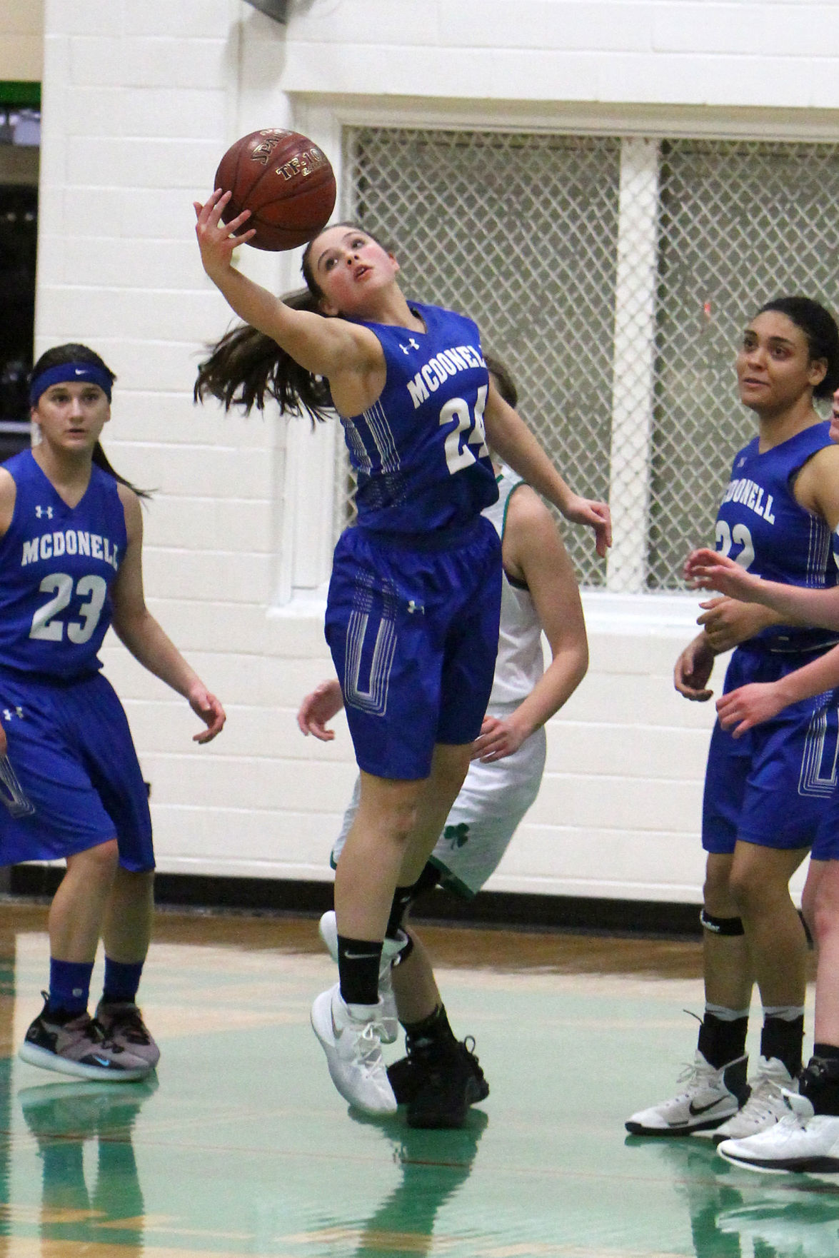 McDonell at Eau Claire Regis girls basketball 12-21-18